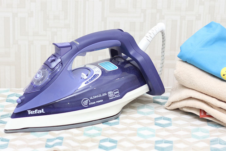 Bàn ủi hơi nước Tefal
