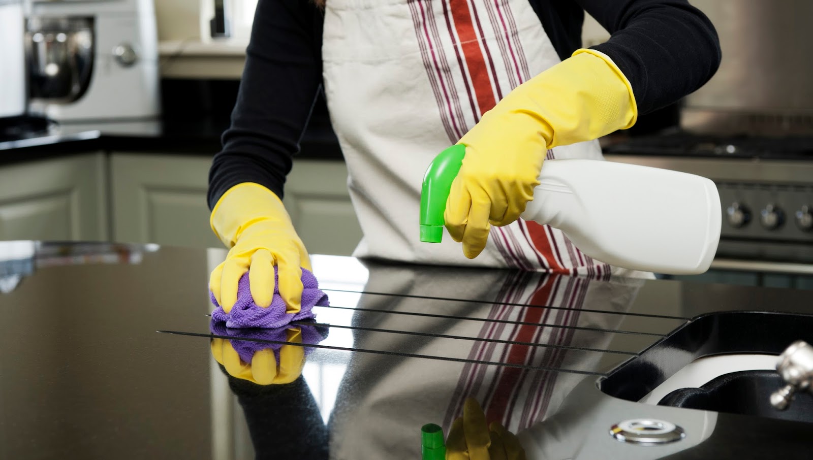 Vệ sinh các thiết bị bếp công nghiệp đơn giản và nhanh chóng bằng các mẹo vặt sau đây - Bếp công nghiệp Hà Nội